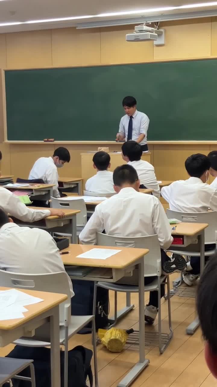 動画サムネイル