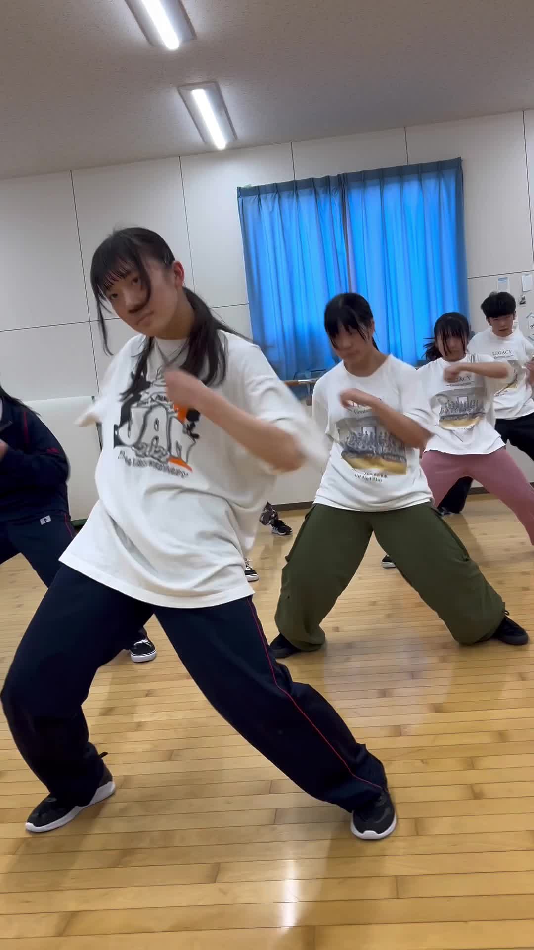 動画サムネイル