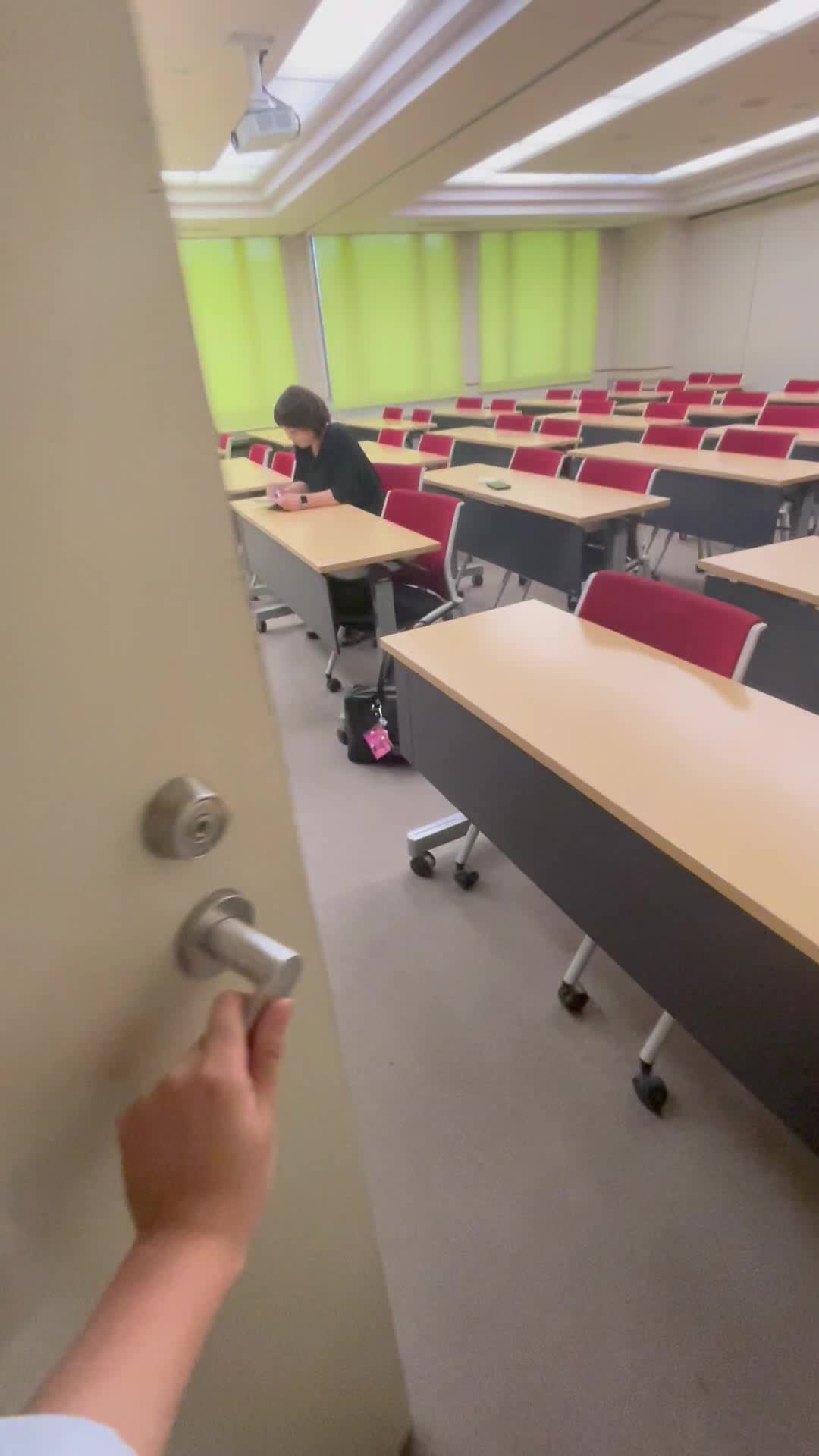 動画サムネイル